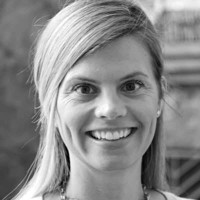 Natalie Thorn Real Estate Broker Robbins Realty Group